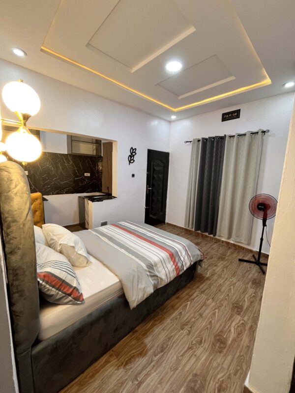 Barsnworth Apartment - Image 11