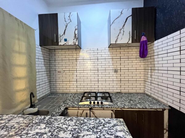 Barsnworth Apartment - Image 15