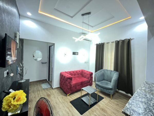 Barsnworth Apartment - Image 16