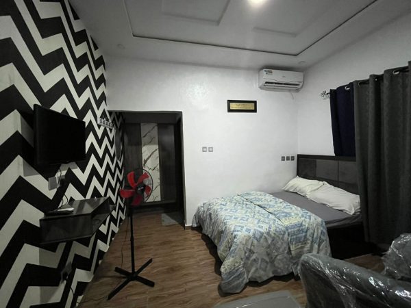 Airbnb, shortlet apartment in ibadan