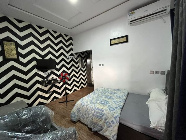 Airbnb, shortlet apartment in ibadan