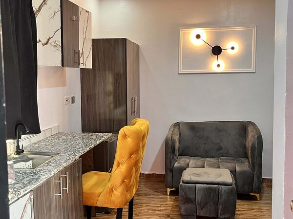 Meadowbrook Apartment